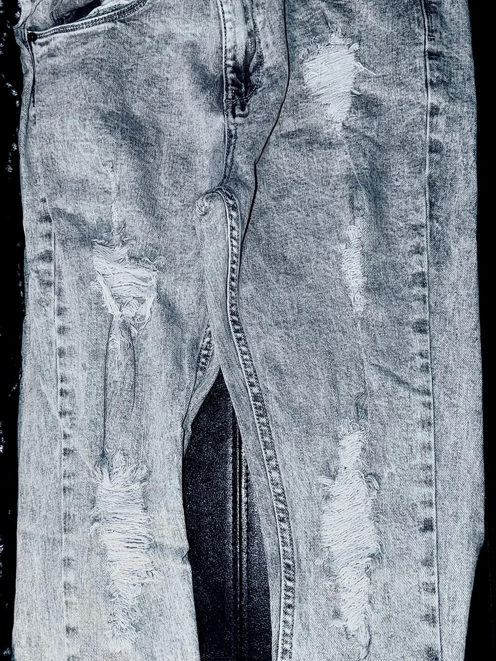 Empyre Slim Ripped Light Wash Men's Jeans